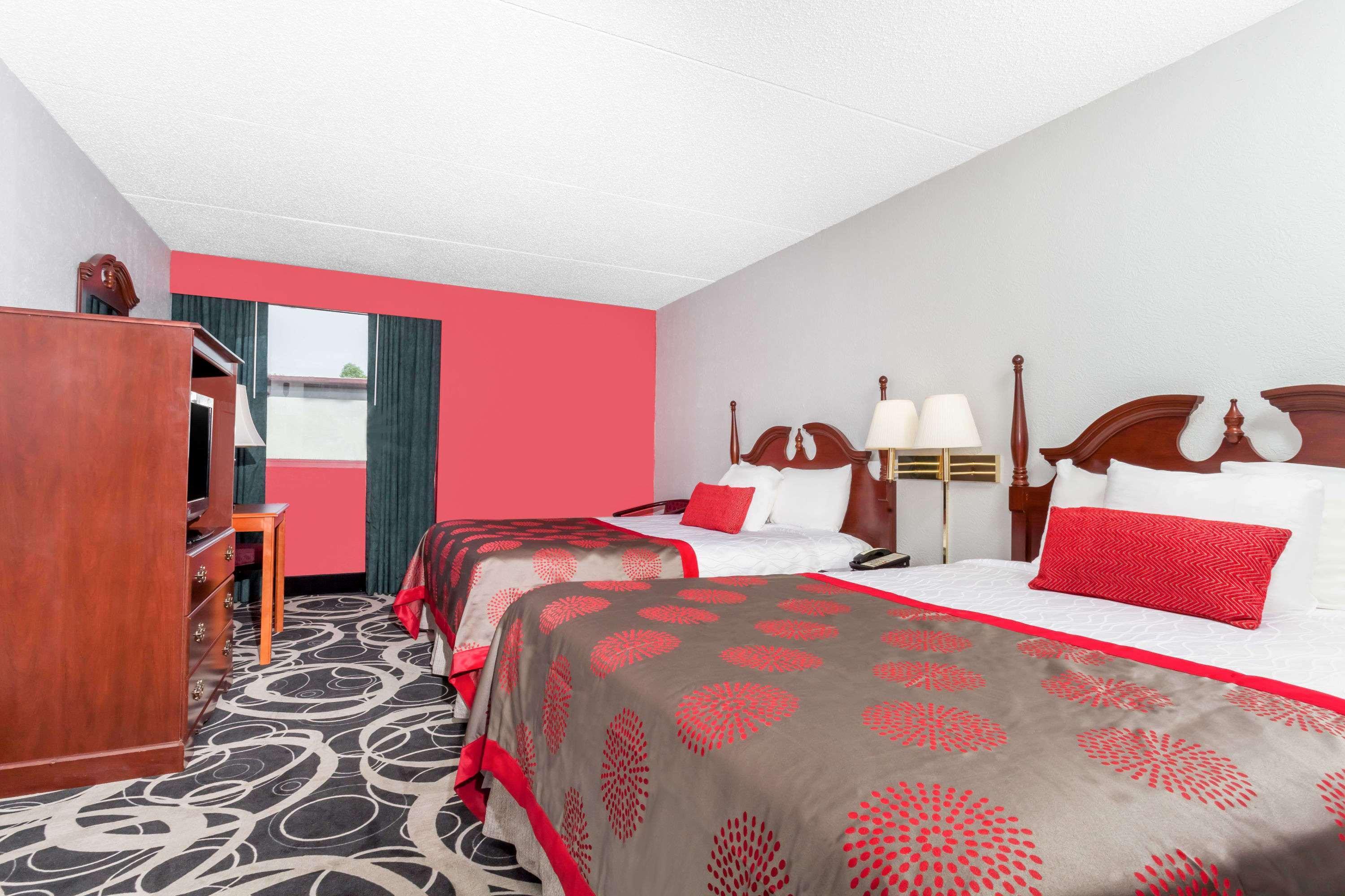 Ramada By Wyndham Henderson/Evansville Buitenkant foto