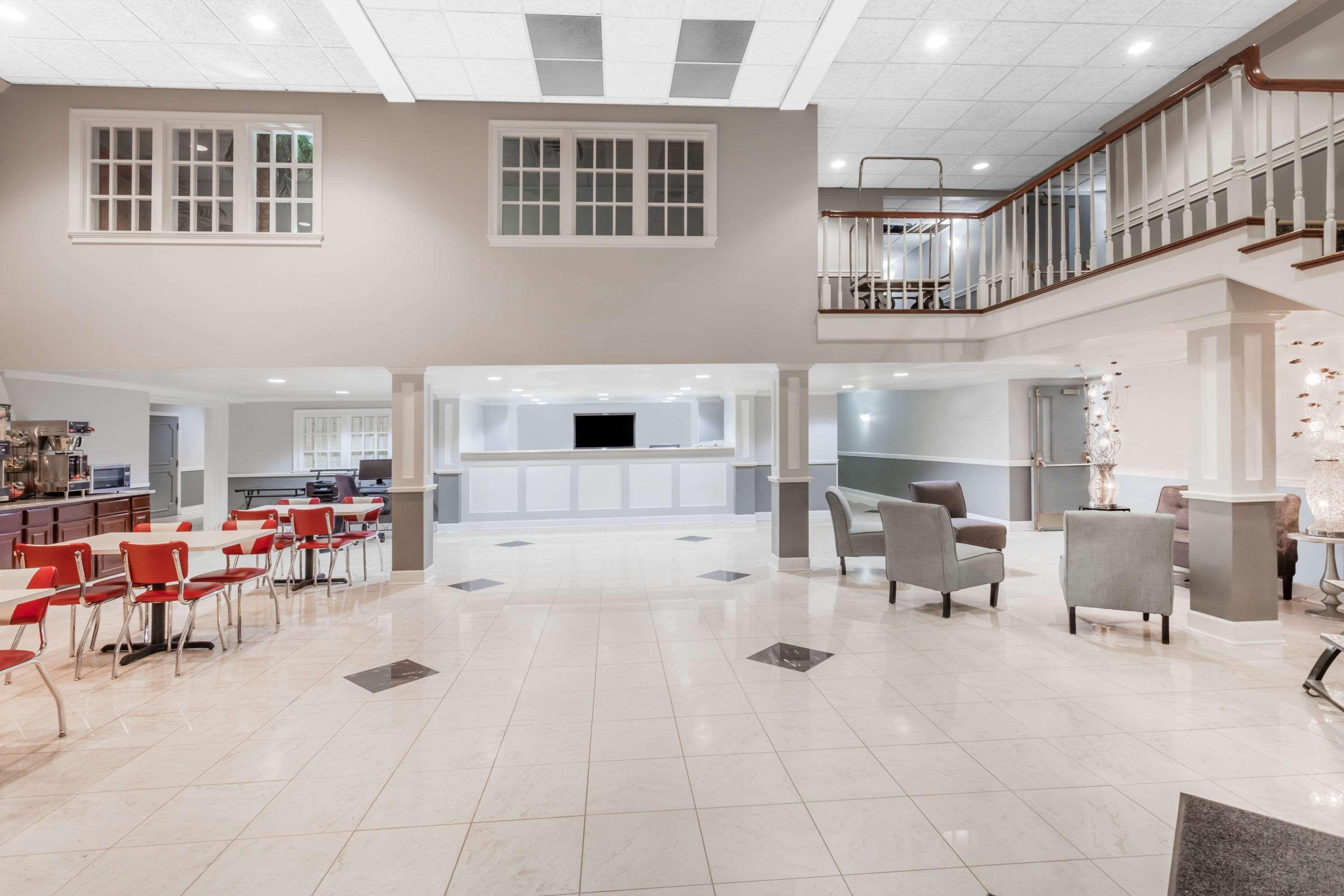 Ramada By Wyndham Henderson/Evansville Buitenkant foto