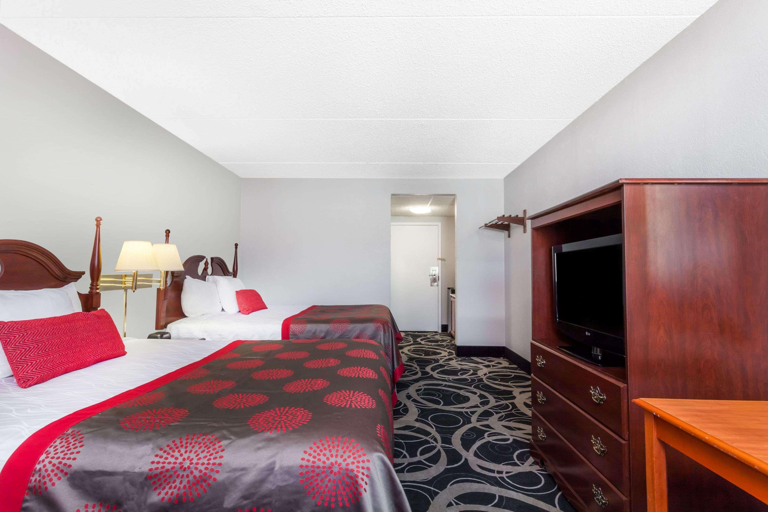 Ramada By Wyndham Henderson/Evansville Buitenkant foto
