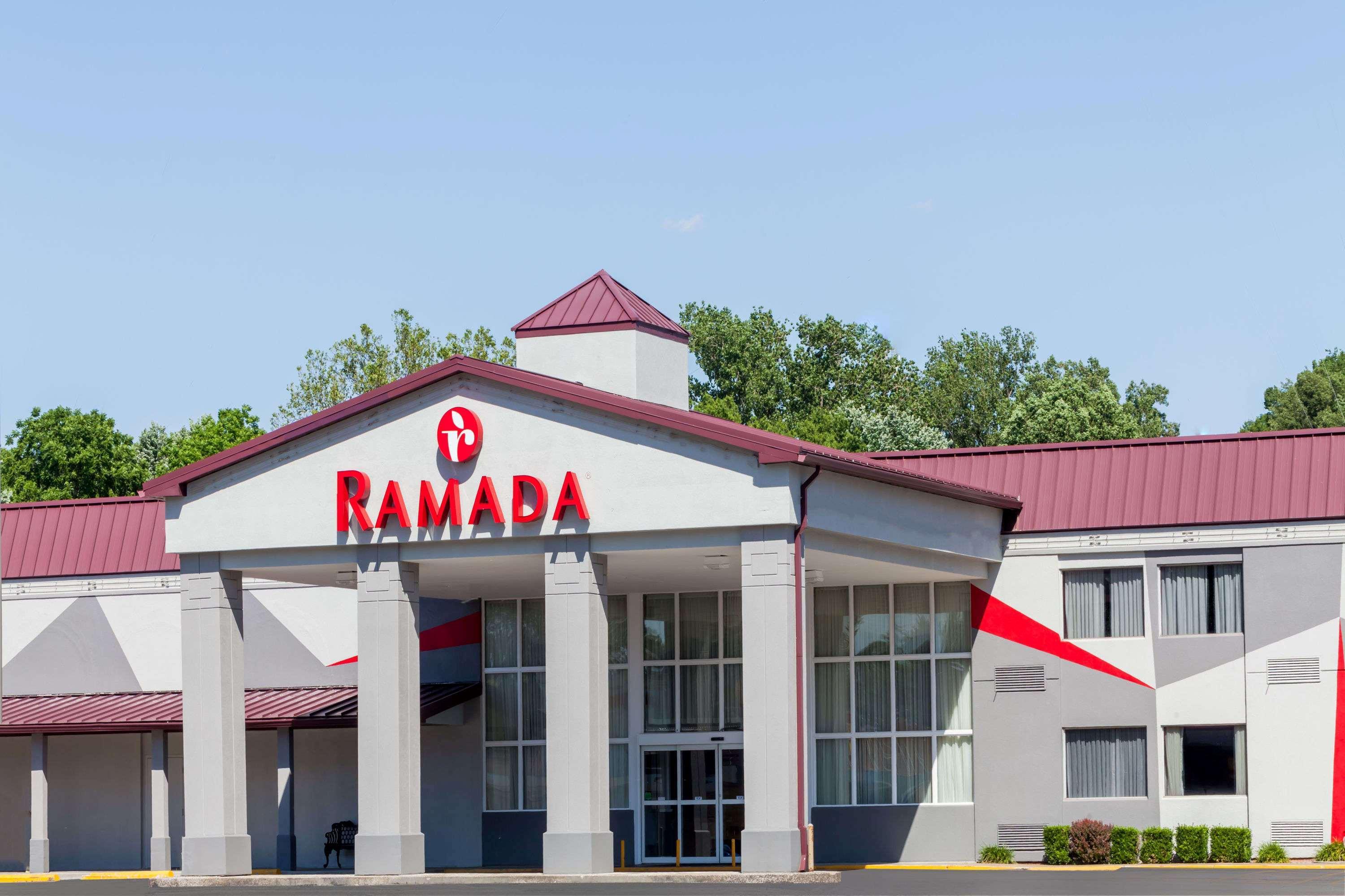 Ramada By Wyndham Henderson/Evansville Buitenkant foto