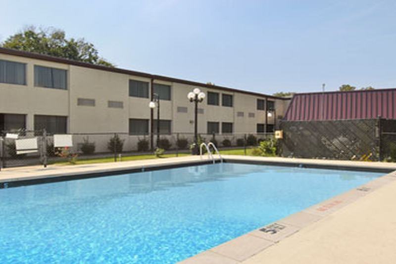 Ramada By Wyndham Henderson/Evansville Buitenkant foto