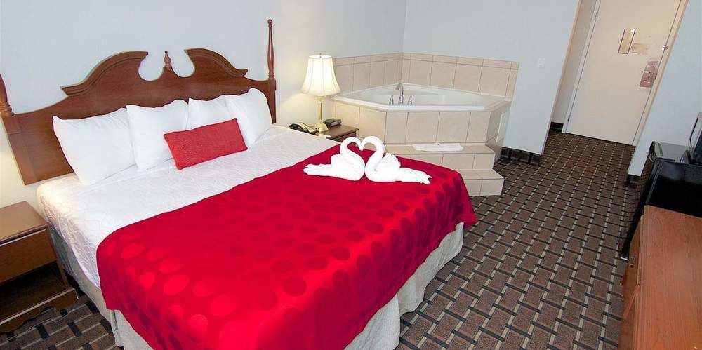 Ramada By Wyndham Henderson/Evansville Buitenkant foto